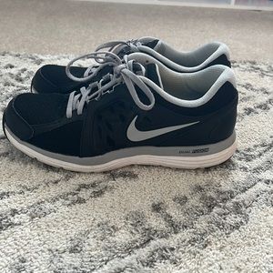 Nike dual fusion black/grey
